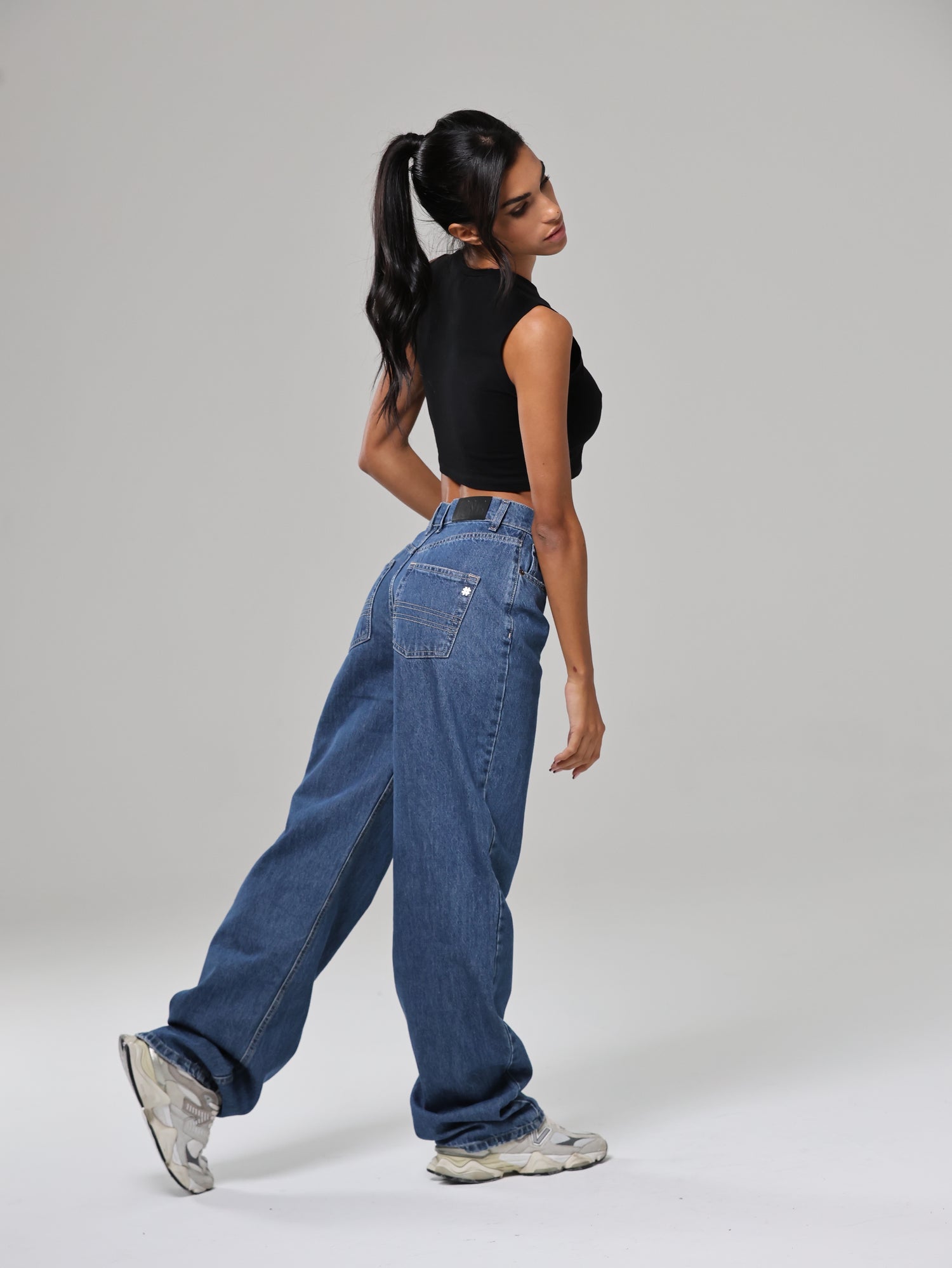 BOYFRIEND JEANS